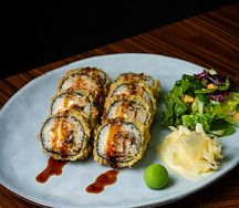 Фунчоза с креветками в чили-имбирном соусе