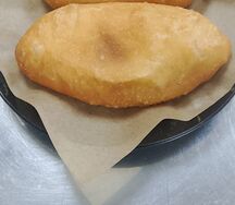 Пирожок с картошкой во фритюре 