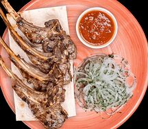 Каре ягнёнка на ребрышках