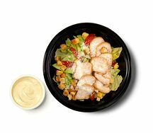 Салат Цезарь с курицей