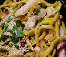  Удон с цыплёнком и грибами в сливочном соусе