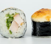 Запеченные с копченым цыпленком