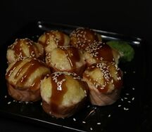 Ролл запечённая Филадельфия Макси