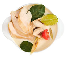 Том Кха с цыпленком