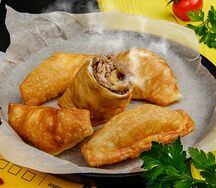 Мини-чебуреки с говядиной и свининой