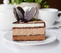 Десерт Три шоколада