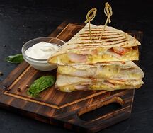 Кесадия с карри маленькая