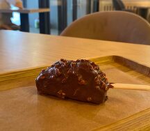 Брауни Карамель-орех на палочке