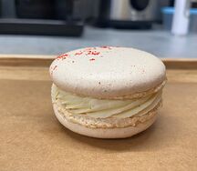 Макарон Йогурт-земляника