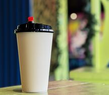 Красный чай молочный