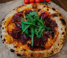 Брезаола с вялеными томатами