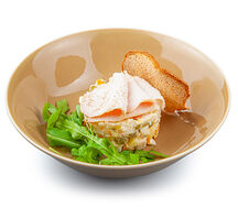 Салат Оливье с курицей и халап