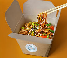 Удон со свининой в сеульском соусе