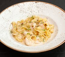 С креветками в кунжутно-ореховом соусе