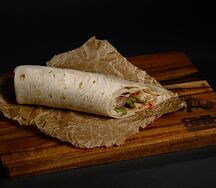 Ролл с курицей