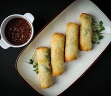 Рулетики с сыром и шпинатом