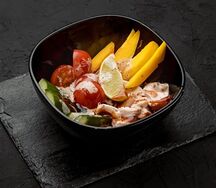 Салат отбивные огурцы с копченой курицей