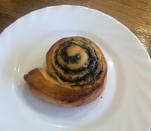 Улитка с маком