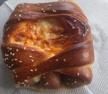 Конверт с сосиской и сыром