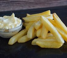 Картофель фри в боксе