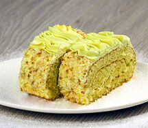 Пирожное Бисквитное с фисташками