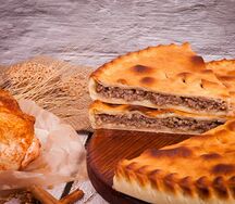 Пирог с рубленой бараниной