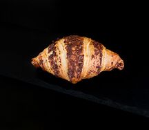 Круассан шоколадный