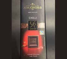 Темный шоколад J. d. Gross 56% с перцем чили