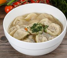 Суп с пельменями