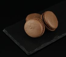 Макарон Темный шоколад