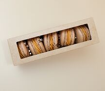 Макарон Карамель-пралине