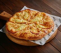 Хачапури с копченым сыром