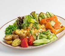 Большой завтрак Kitchen с форелью