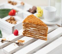 Торт Медовик