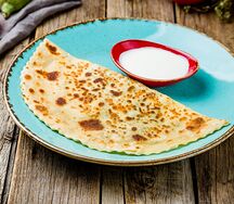 Кутаб с помидором и сыром