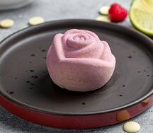 Пирожное мусс Клубника-Лайм-Базилик
