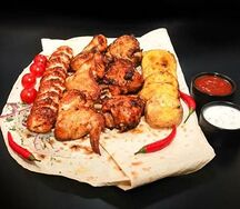 Ассорти куриное в лаваше на двоих