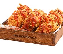 Фокс-крылышки с сеульским соусом и арахисом