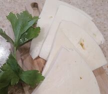 Сыр сулгуни