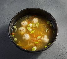 Куриная лапша с фрикадельками