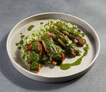 Зеленый карри с цыпленком и тайский рис