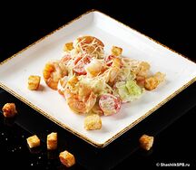 Салат Цезарь с креветками