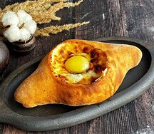 Хачапури по-аджарски