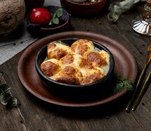 Шампиньоны с сыром сулугуни