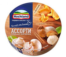 Сыр плавлавленный Hochland грибная корзинка