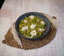 Страчателла с песто и курицей