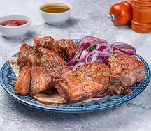 Шашлык из cвинoй шейки