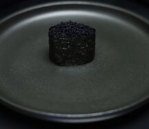 Гункан черная тобико