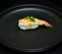 Нигири с креветкой