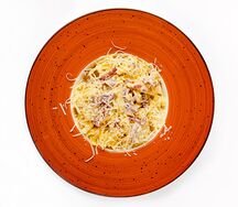 Паста с копченой говядиной